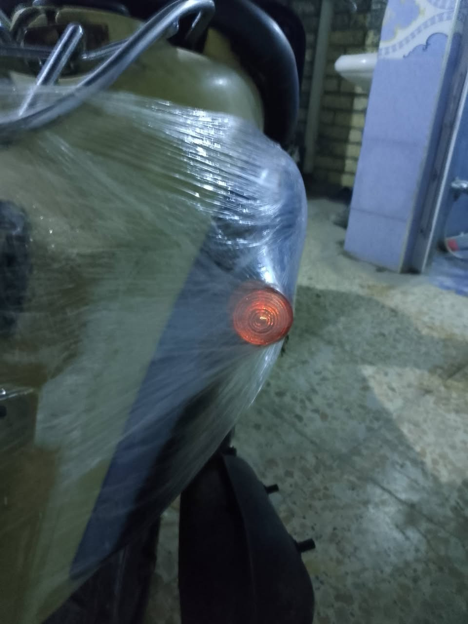 السلام عليكم اخوان كلاسك ياباني سرعه 60 نكره سلف مكينه ناعمه مامفوحه ابد شلعه معدل فول كهرباء كله تستغل مكان زعفرانيه قفل 200 اتصل واتساب مفتوح ***********
