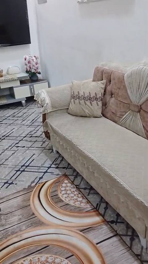 تخم نضيف 90٪ 11 مقعد "سعر 200" وبي مجال


**إذا كنت صاحب هذا الإعلان وتريد حذفه لأي سبب، رجاءا أرسل رسالة إلى الدعم الفني**