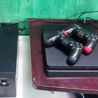 بلي 4 للبيع اسلم ذاكر500 جديد ما مفتوح ابد مع يدات وحده تجاري وحده اصل...