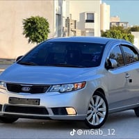 كيا فورتي كص السيارة جديده بعدها قبل يومين كملت بعدها وضع شركه بصمه فو...