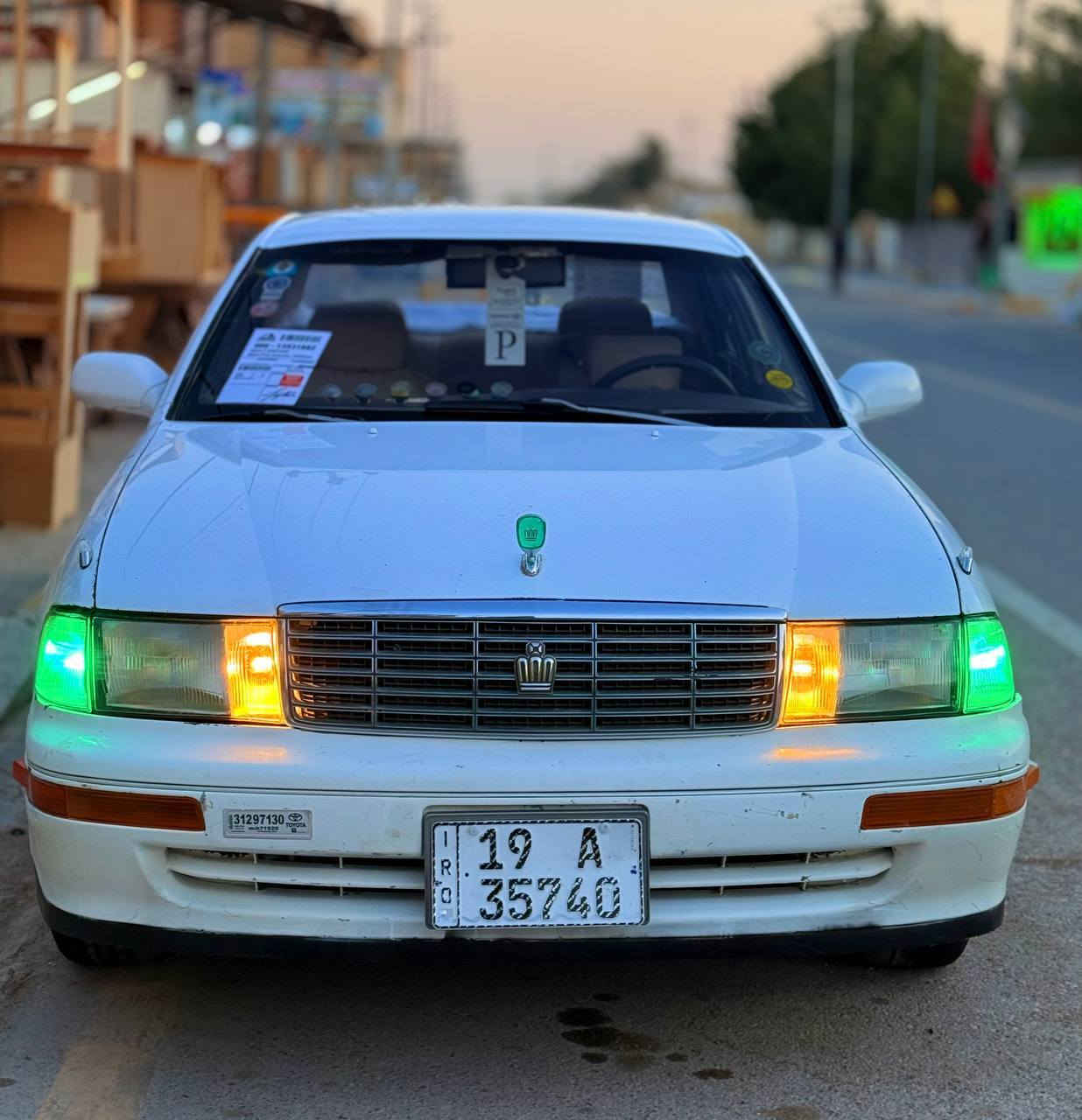 سلام عليكم 
تيوتا كراون 1992
رقم كربلاء نكليزي مشروع وطني بسمي سنويه جديده 2031
مكفوله من الكص ونقل الجثه والضربه والكلبه والتجيه والصبغ 
مكينه 2500
كير 
اكسل 
شاصي 
تخم تاير 
صدر 
كهربائيات كلها شغاله 
غرفه خير من الله 
ترايها كلش حلو سياره حلوه مال جناي 
كوت قضاء الحي 
سعرها 57 وبيها مجال 
***********
