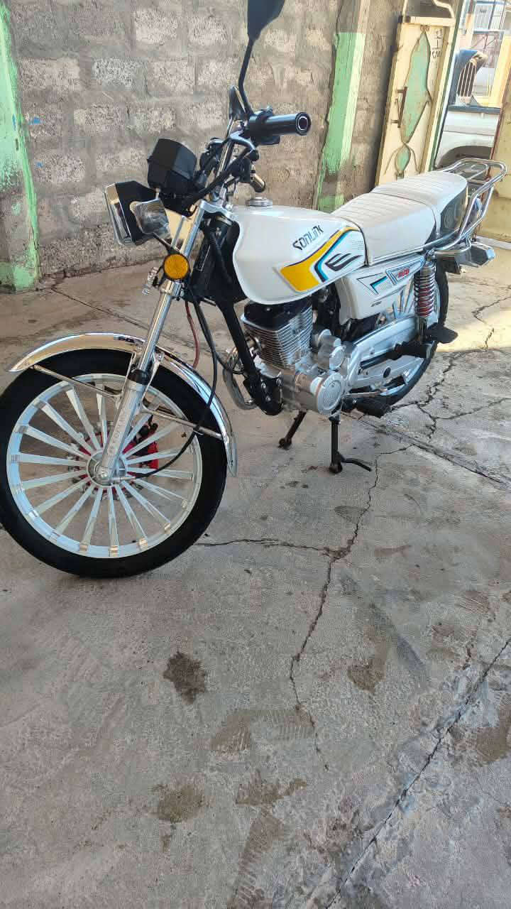 ماطور للبيع ربعه  وعشرين ماطور وضع شريكه مثل ماتشوفون بلصور سعر سبعميه وخمسه وعشرين وبيه مجال 🫴*********** وبيه واتصاب ولموشراي لا يتصل
