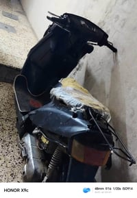 لايتات شغالا كابريت اليوم نضفتها هيا ودبه وصونده  تايات قبل تقريبا شهر...