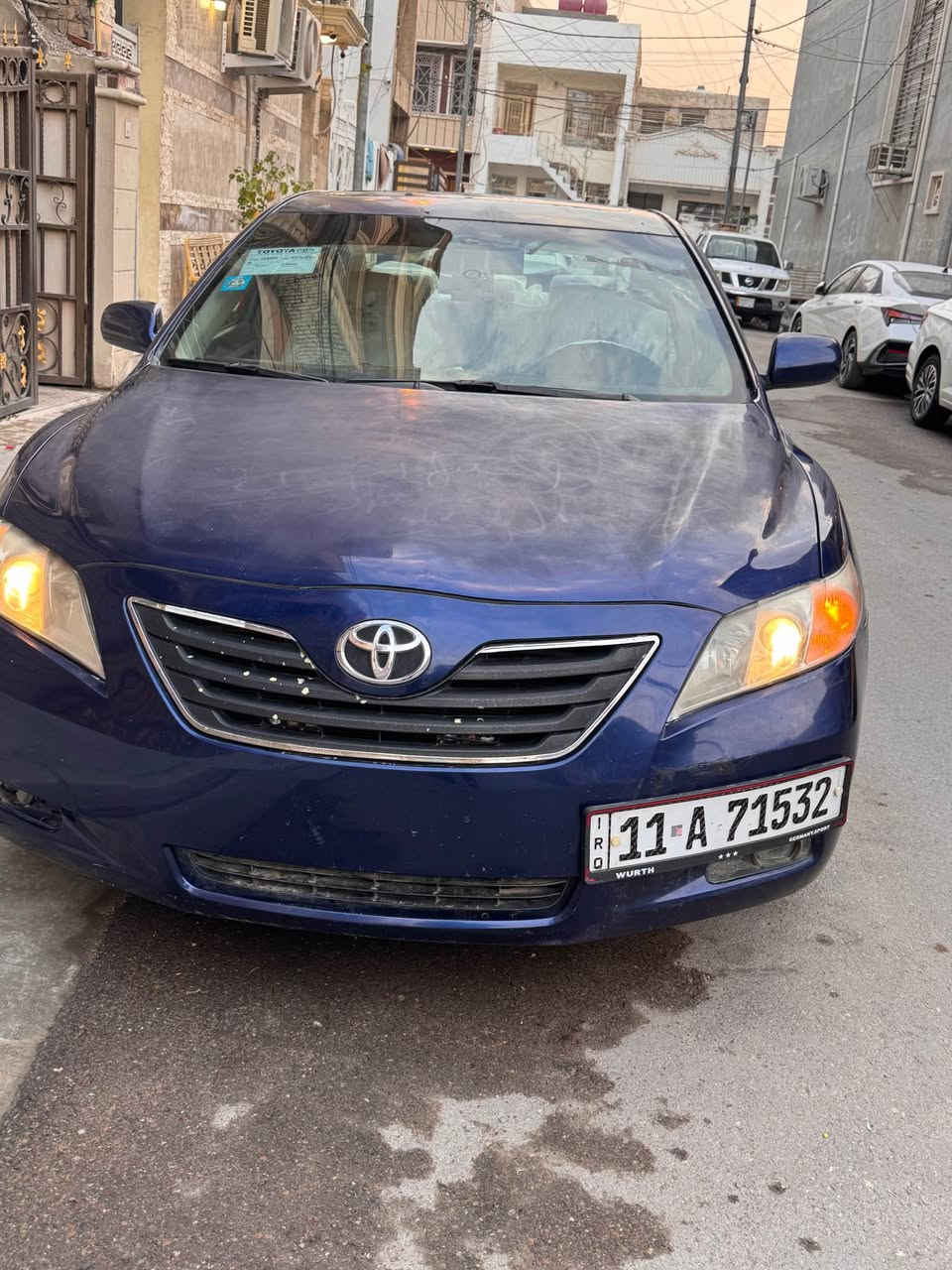 السلام عليكم كامري موديل 2007 وارد امريكي حادثها بامريكا  جاملغ وباب السكن  
والقطع المصبوغه خمس قطع يعني البابتين الاماميه والجاملغات الاماميه والبنيد 
سعرها 85 وبيها مجال والسياره الصندوق معزول والكاعيه مال غرفه ممعزوله 
مكانها بغداد حي الجهاد قرب مجمع النسيم 
*********** بغداد, العراق
