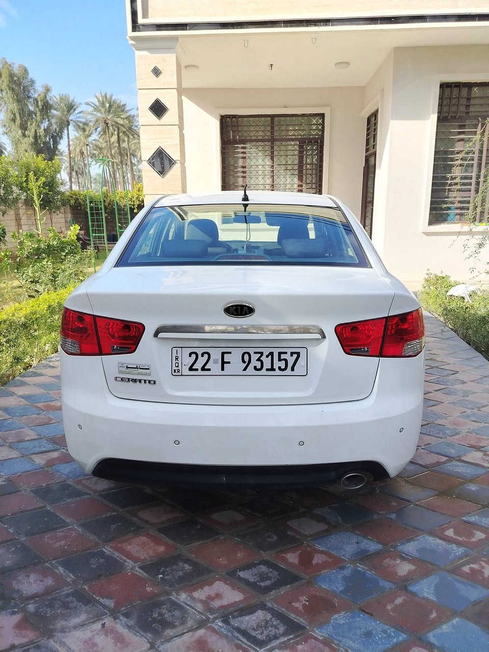 سيراتو ١٣ أربيل باسمي محرك ١٦٠٠ فول عدا الفتحه شفتات بلستيرن واشاير بلمري شفط بيها باب خلف السكن بي صبغ وشويه بلدعاميه ماشيه ٩٠ الف السياره حلوه وكلش نظيفه السعر ١١٠  هاتف *********** او *********** الكورك بي واتساب
