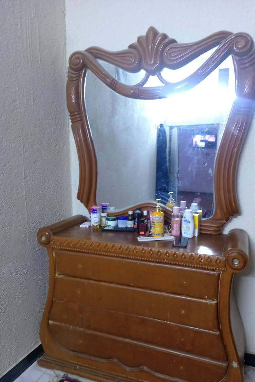 كاونتر للبيع 3قطع الارضي مترين والملحق مترين والسنك مترين كلش جبير وقوي السعر 225وبي مجال
الغرفة صاج ثكيل ب 350بيها مجال
بس الشراي يراسلني 👍🏻
#السماوة
@إشارة


**إذا كنت صاحب هذا الإعلان وتريد حذفه لأي سبب، رجاءا أرسل رسالة إلى الدعم الفني**