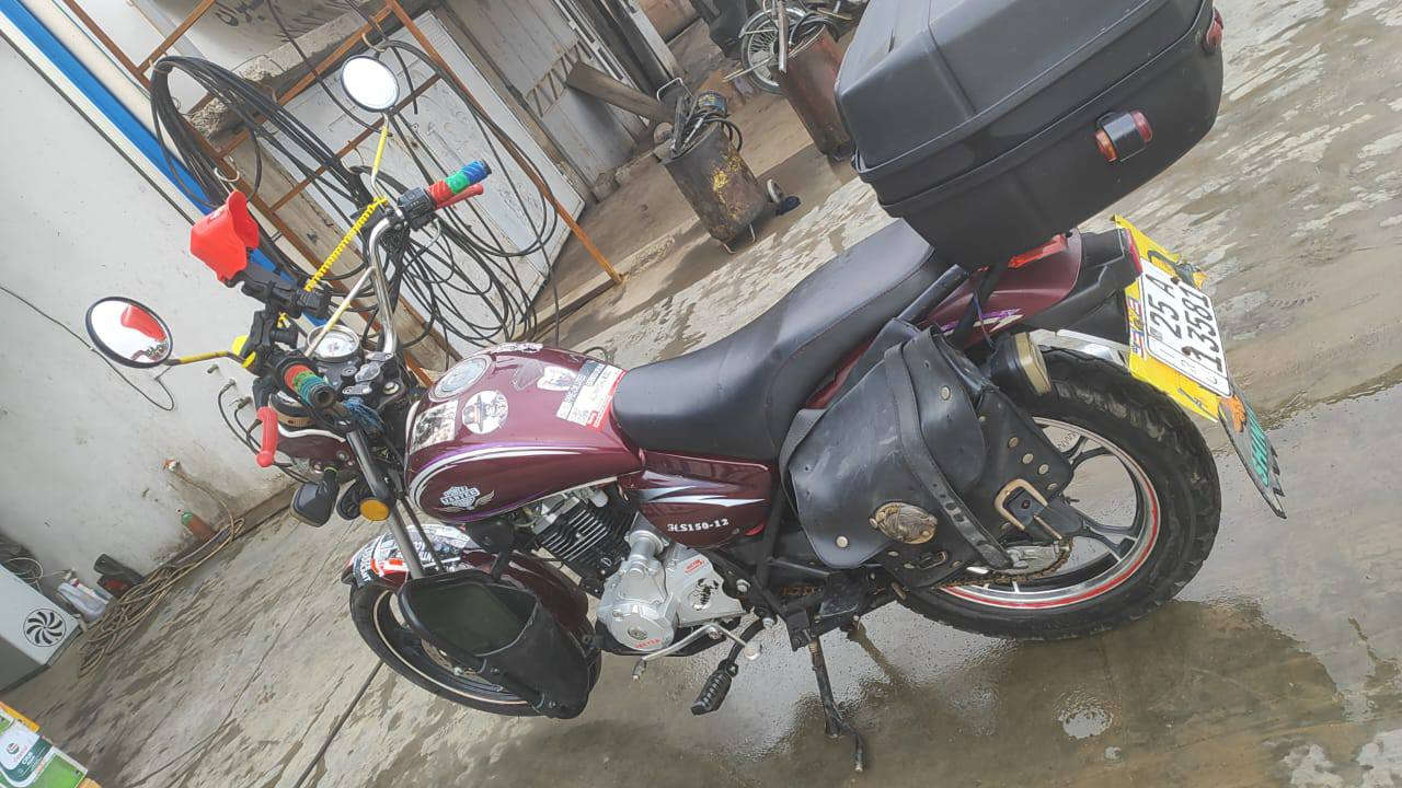 دراجة نوع JANYE رقم كركوك نظافة 100%
التواصل على الرقم فقط . ‏
‪0780 643 6648‬‏
‏‪0772 127 2869‬‏ كركوك, العراق
