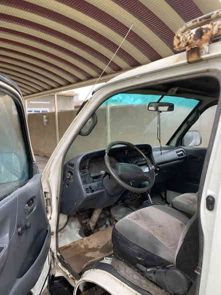 سلام عليكم هايسه موديل 1990 تحويل مصفر هيئه وغرامات. مكينه كير اكسل  جديد صدر  امامي خلفي جديد. تخم تاير   اي نقص بل كهربائيات ما بيها.  مكان السيارة بغداد سعر 35
***********
