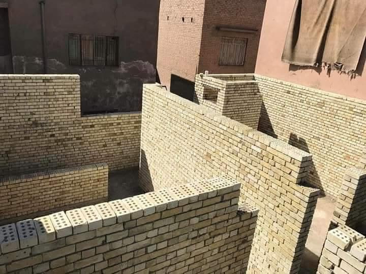 خلفة بناء جانب من عمالي داخل بغداد.  ***********

