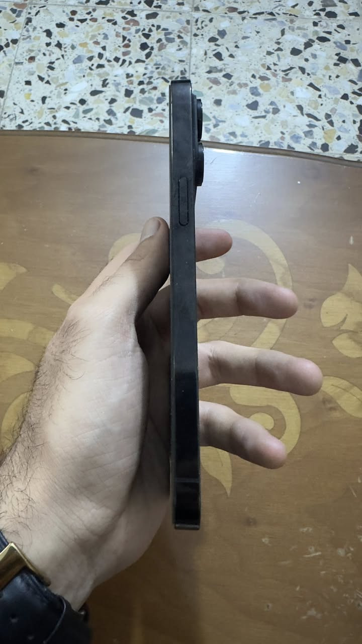 ايفون 14 pro max لون اسود جهاز مكفول ما داخل اي صيانة 
الذاكرة 265
البطارية ٨٥
النموذج M
المكان بغداد الحسينية 
السعر 850 الف 

*********** واتساب او اتصال ما متواجد على الفيسبوك
