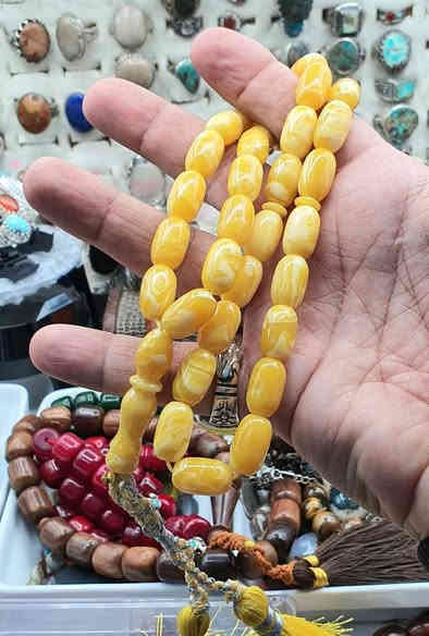 اللهم صل وسلم وزد وبارك وترحم وتحنن على رسول الله واله الاطهار 🙏
تخفيضات 🎁تخفيضات 🔥تصفية جوة سعر الجملة 
نقدم لكم كل ماهو مميز وجميل 😍 
مسبحة تراب الكهرب  لون قشطة وعسل  👑 
السعر بعد التخفيض (10) عشرة الاف دينار فقط  .
العنوان بغداد / مجمع بسماية السكني 
هاتف 📞 *********** 
توجد خدمة توصيل داخل بغداد 5الاف المدائن
