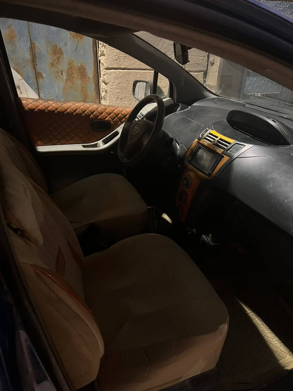 تويوتا يارس مديل 2008 كير مكينه نضيفات حداديه 30/100 مصبوغه عام خصوصي. السياره مال بيت يرادلها تعديلات شوي السعر 50وبيها مجال مكاني البصره ابو الخصيب. ***********
