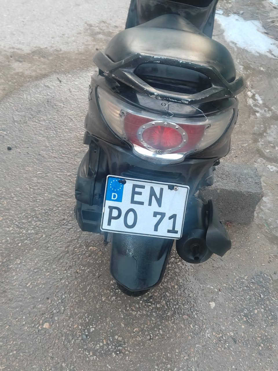 كامكو جي فور للبيع نوزل محرك ما مفتوح ما صار لها هواي طالعه من الوكيل مكاتبتها موجوده ما عايزه برغي شلعه معدل فول مكينه خرسه كلها ختم واحد ربع متصرف عليها سعر ٥٥٠ وبيها مجال مكاني نجف ابو صخير *********** شراي يتصل خاص ما متواجد
