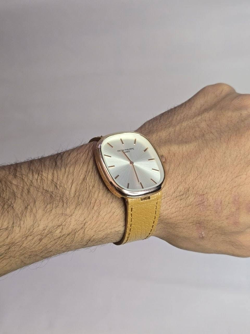 باتك فلبPatek Philippe قشطة
تحفه فنيه تتخطى مفهوم الوقت
لمحبي الرسمي والتميز
مكينة كوارتز 
سنتر ثواني مخفي
الميناء ابيض مميزة
زجاج معدني مقاوم للخدش
الهيكل مصنوع من الاستانلس ستيل روز كولد
مقاومة للماء والغبار
مختمة من كل مكان
سير جلد 
قطر 38

السعر :- 38 الف ع اول تم 
للحجز والاستفسار يرجى الاعتماد خاص


**إذا كنت صاحب هذا الإعلان وتريد حذفه لأي سبب، رجاءا أرسل رسالة إلى الدعم الفني**