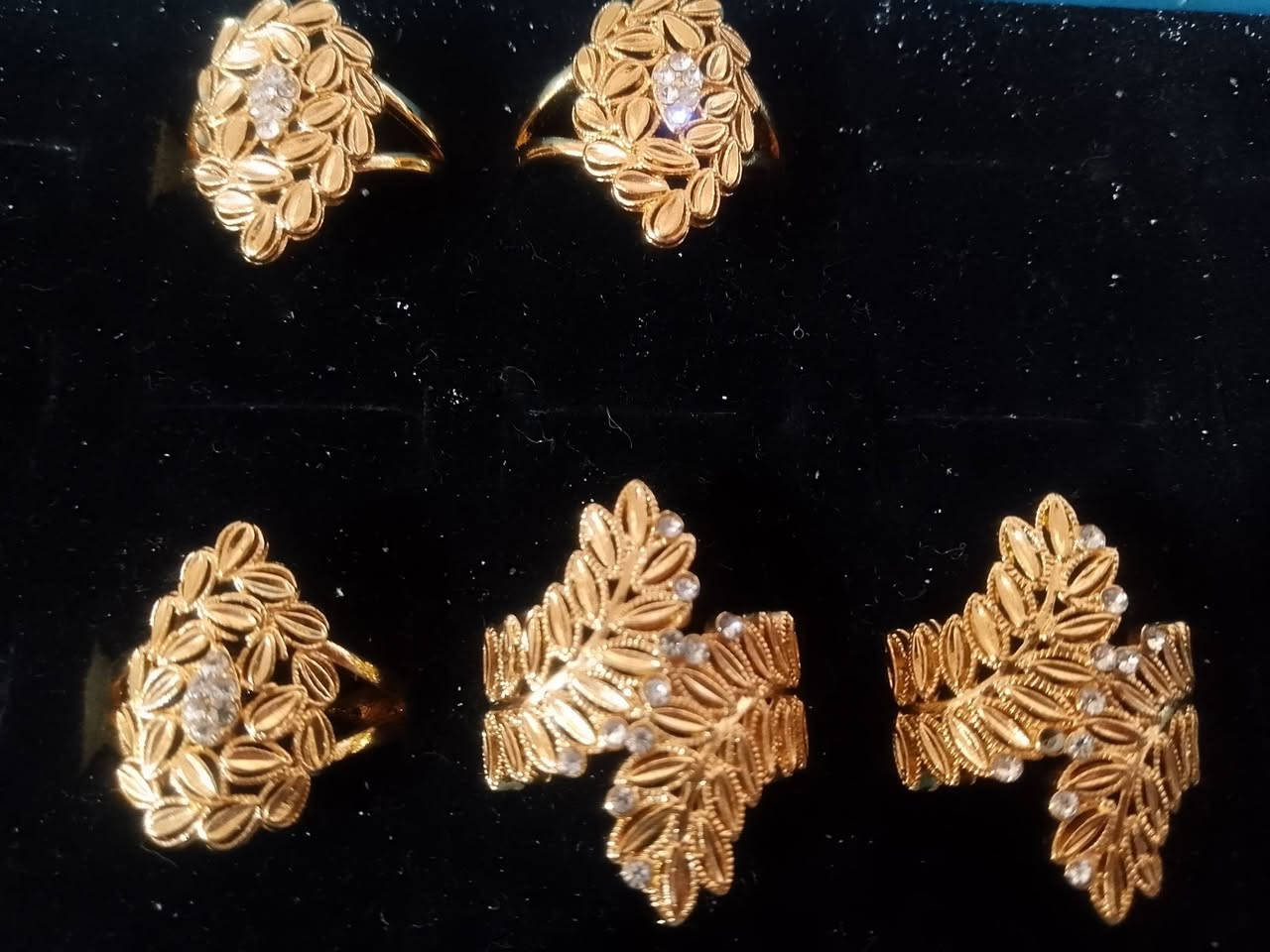 العنوان قرب خزان الماء مقابيل استقبال الفيصل الستفسار المراساله ***********
