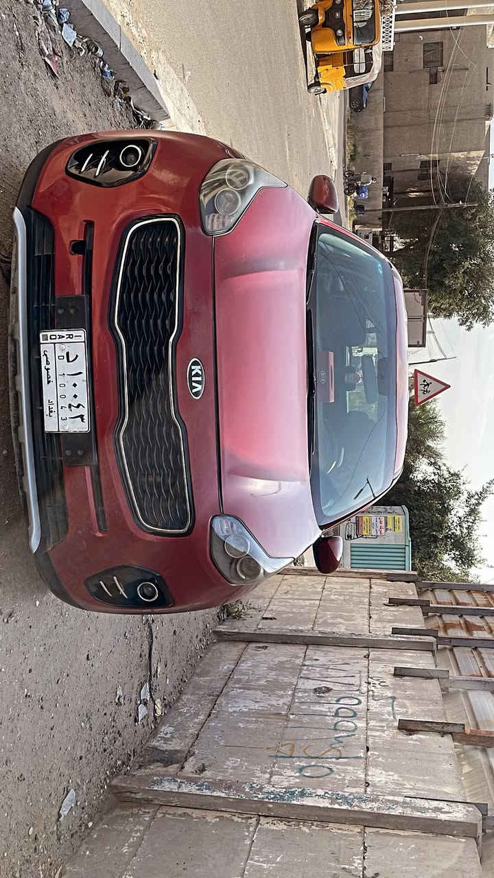 السلام عليكم للبيع سبورتج موديل 2019 وارد امريكي رقم بغداد باأسمي محرك 2400 Gdi ماشية 54 وقابله للزيادة سيارة نظيفة 
مواصفات عاديه
شاشة صغيره لمس 
كامرة دواره 
تحكمات فول
كروس مثبت سرعه 
شاشه لمعرفة اعطال السيارة
مانع تزحلق 
مانع انحدار 
حادثها جاملغ وبنيد 
تخم تايرات جديد وباتري جديد شادلهن
مكان السيارة بغداد شارع فلسطين
السعر 156 وبيها مجال
للاستفسار *********** وبي واتس اب هم
