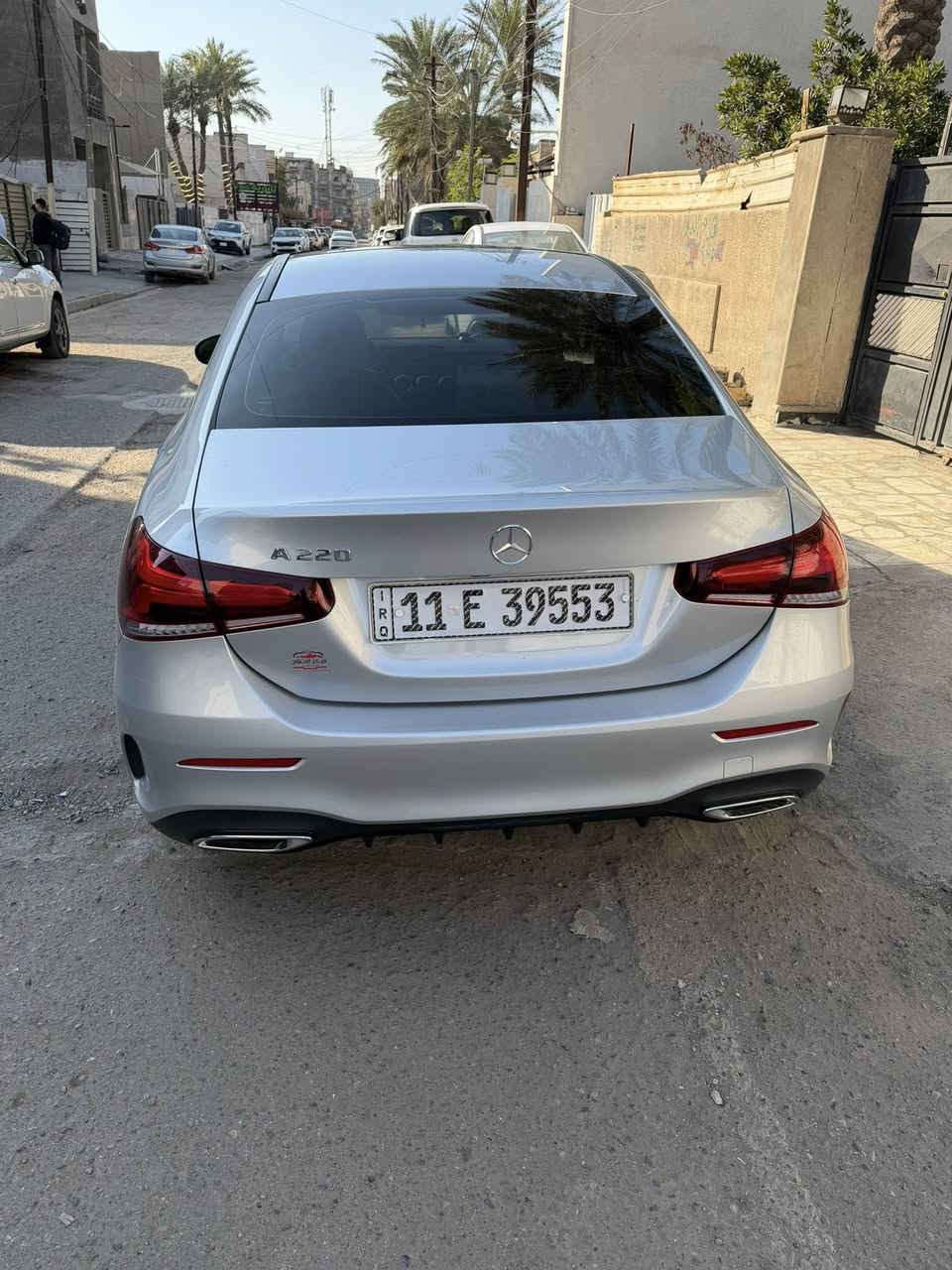 بيع مستعجل مرسيدس بنز A220 للبيع اومراوس حسب القناعه
الموديل: 2022
عدد الاسطوانات: 4 سلندر اقتصادي درجه اولى نوع ناقل الحركة: اوتوماتيك
سعة المحرك: 2000 سي سي توربو اللون الخارجي: رصاصي 
ممشى ٤٧ الف كيلو فقط
السياره دخول كلين 
المواصفات:
رادر أمامي وخلفي
كاميرا 360
حساسات امام و خلف
النقطة العمياء
اوتو بارك
شاشة كبيرة لمس 
كاميرات خلفية وامامية
ابل كاربلاي
بلوتوث
مقاعد لونين جلد بلادي اللون المميز
دخول بدون مفتاح 
اربع بصمات البيبان 
زجاج كهربائي
نظام إنذار
نظام ملاحة
مثبت سرعة
مانع الانزلاق
هاند بريك الكتروني
تحكم بالنظام الصوتي في عجلة القيادة تحكم بالمرايا الجانبية
نظام حاقن الوقود
إضاءة تلقائية
اطارات جديده ٢٠٢٥
إضاءة داخليه متعددة الوان 64 لون
LED أضوية
حساس ضغط الإطارات
فتحة سقف بانوراما
كاميرا خلفية
,SPORT, ECO, Trip :وضعيات القيادة
Lounge, Standard
مكان السياره بغداد 
للاستفسار/***********
