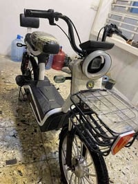 دراجه شحن حجم 20 شغاله كلشي مابيها بطاريات 🔋 شغلات السعر 250 بغداد عام...