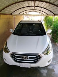 توسان 2015 رقم بغداد بيها قبق جنطه مصبوغ والباب الورة مبدل مال مؤسسة  ...