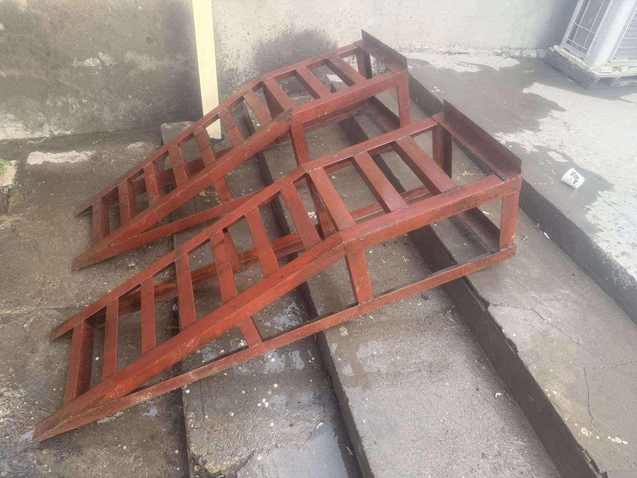 السلام عليكم 
رمبات غسل شغل درجى اولى حديد ثقيل
مكاني حله ابي غرق 
السعر 125 وبيهن مجال 
للاستفسار ***********
