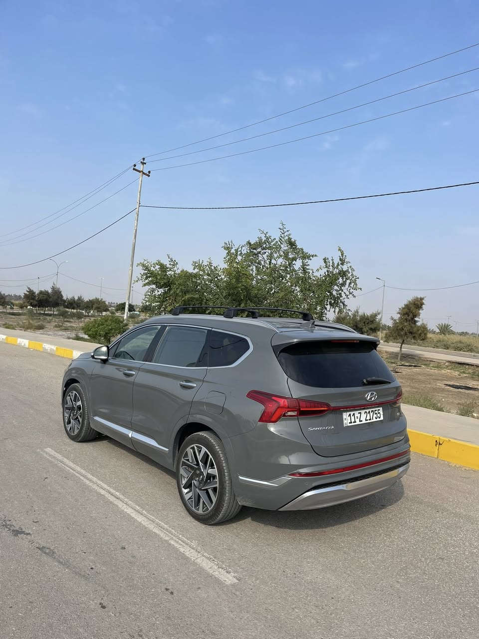 هونداي سنتافيا ٢٠٢٣ كلكرافي رقم بغداد
٥ راكب محرك ٢٥٠٠ تيربو  يعادل ٦ سلندر
اعلى مواصفات فول للاخير
حادثه مرفق بالصور
*********** الشراي يتصل ويدلل
