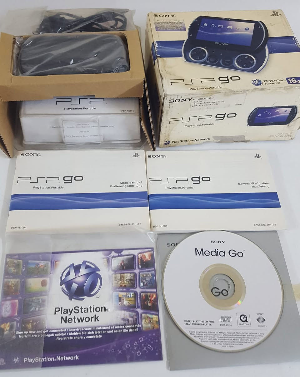 جهاز شغال كامل ملحقاته موضح بل صور صوت ما كو بس من الهيدفون اكو صوت سعر ١١٠  شراي اتصل عل رقم  *********** او ماسنجر او واتساب بغداد زيونه ما جاوب تعليق شراي اتصل وتدلل
