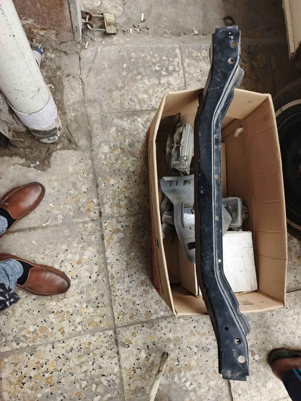 ادوات كرونا جديد وتفصيخ اصلي شركة عنوان المحل باب الشرجي مقابيل محطة وقود البتاوين  احمد ياباني ***********
