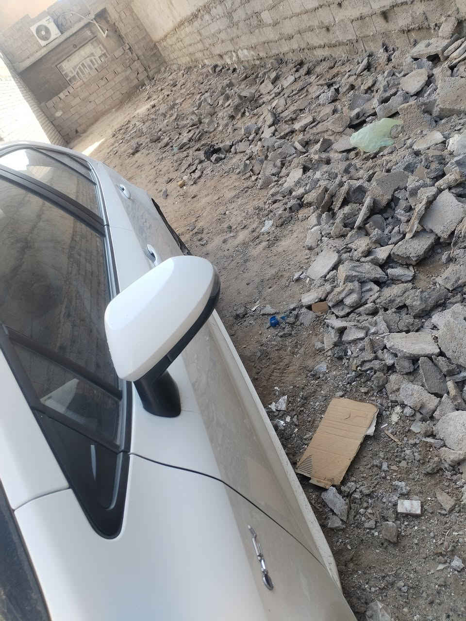 كورلا هايبرد 2025 ماشيه 19 الف
رقم بغداد بأسمي تحويل ثاني يوم 
تجميع صيني 
بصمة
الاضائة الامامية LED 
نظام طوارئ 
مانع انزلاق 
نظام GBS
فتحه سقف  
الداخل اسود
اشاير بالمري
رادارات
تحديد مسار 
تنبيهة ورجوع عند الخروج عن الطريق
رادار تحديد سرعة الشارع 
رادار امامي
مثبت سرعة 
وقوف ذاتي 
مستشعر اصطدام 
عدادات دجتال 
كامره خلفيه دوارة
تحكم التبريد شاشه
شاشة كبيرة 
اوتو هولد
سايد بريك بصمة 
حساس ضغط الاطارات 
لد نهاري
سبير خلفي 
ملاحظة السيارة كفاله عدا ضربت يد جاملغ الخلفي وممبين بي رصعات خفيفه
الموقع الزعفرانيه
السعر 165$ ورقة 
للاستفسار  *********** واتس
