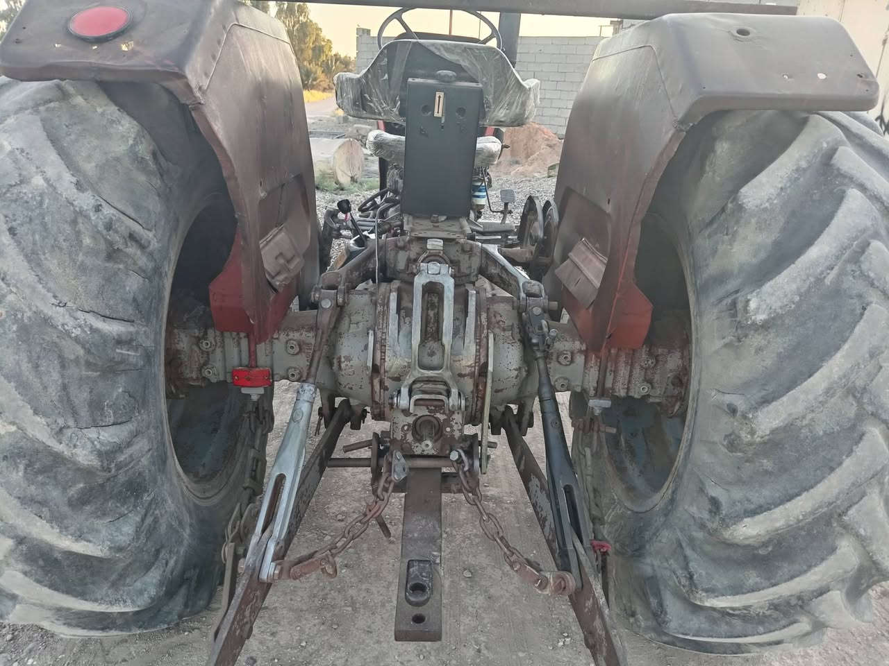 السلام عليكم مكينه فوركسن انكليزي حجم ٢٧٥ موديل ٨١ رقم وسنويه محرك كير اكسن وضع شركه باور ستيرن نكره سلف الشراي استفسار ***********
