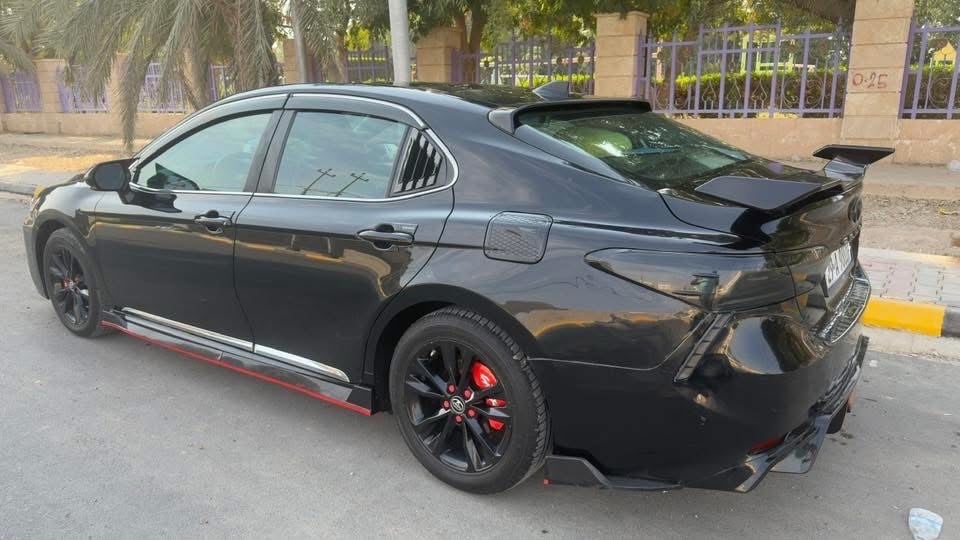 كامري 2019 XSE بانزين فول بانوراما
ضررها دعامية وخشم البنيد 
مبدل اصلي نفس اللون بدون صبغ ولا دواخل
شفتات بالستيرن
رقم واسط دولي باسمي
سنوية لغاية 2030
شاشة چبيرة
بچم لكزز
دركة كاربون فايبر
بك لايت لكزز متغير الوان على التليفون
كشنات جلد احمر
سايد بريك بصمة
اوتو هولد
سستم صوت بالجنطة
شاحن وايرلس
تدفئة بالكشن
تخم تاير جديد 
دسكات جدد
عبوة بانزين جديدة
مسطرة بخاخات وبلكات جديدة
ادامة كاملة مسويلها
عازل حراري شفاف كل الجام
رادار امامي وتوقف ذاتي
رادار جانبي
للتواصل *********** متوفر واتساب
السعر 170 قابل للتفاوض