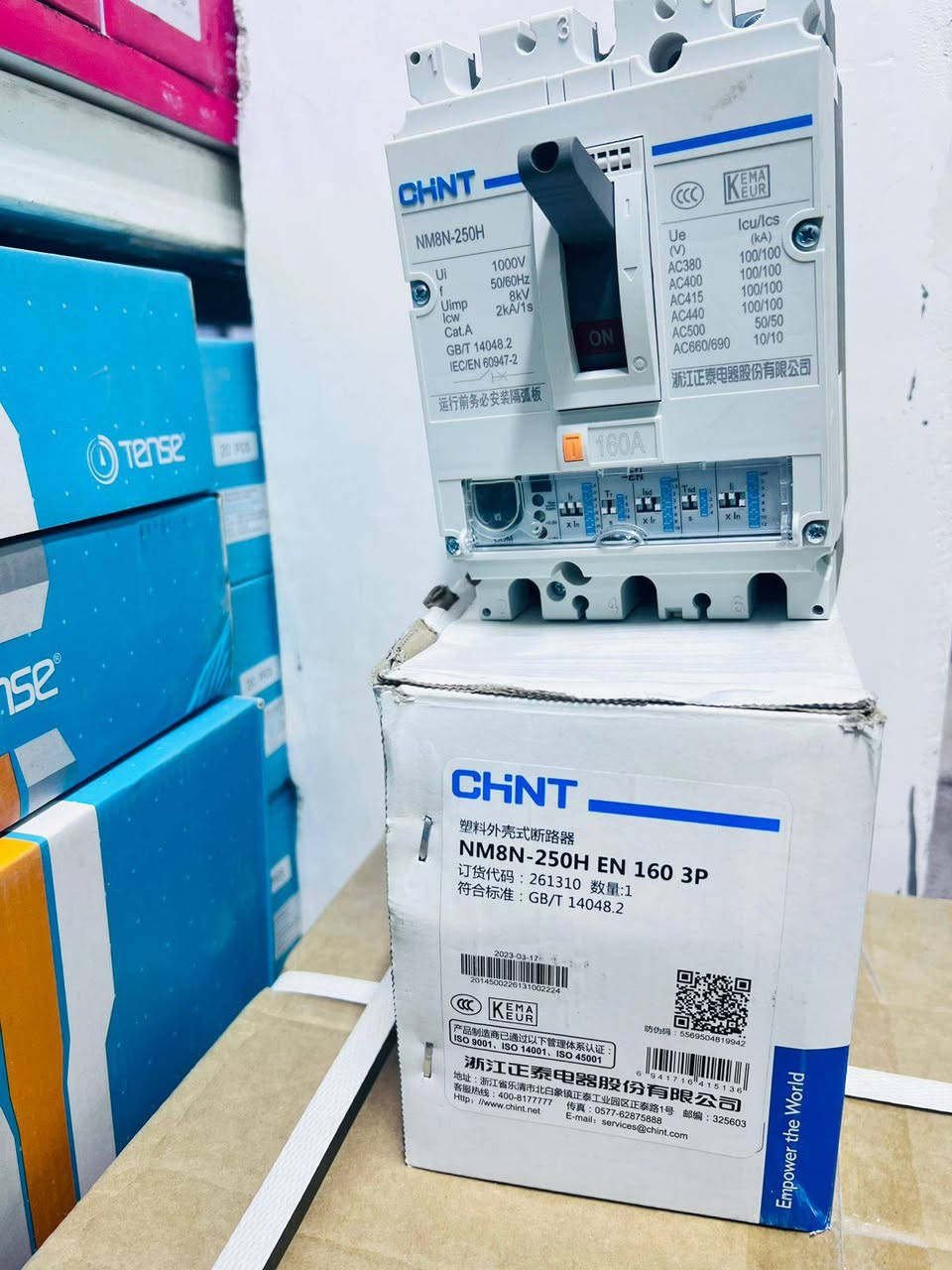 بسم الله الرحمن الرحيم
السلام عليكم ورحمة الله وبركاته 

يتوفر كل المواد الي تخص للسيطرة 👍

      ( جديد.).  ،🚧. ( بالة اصلي )

  

قواطع دورة 💮جميع الامبيرة 🪛🅰️🅱️🅱️ + الشنايدر. ✅✅. + LS🪯

والكونتكترات. بانواعها. 🪛🅰️🅱️🅱️ + الشنايدر. ✅✅. + LS🪯

*********** ،اتصال ☎️.\ واتس اب 

عنوان 🧰. بغداد._الشورجة_ عكد النصارة 

يتوفر توصيل الكافه محافضات العراق
