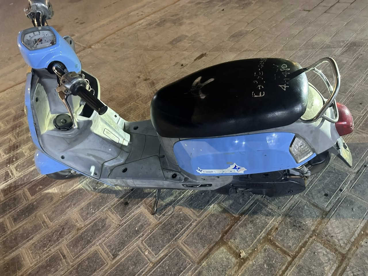 سلام عليكم دراجه للبيع ماكس بوليس دراجه بس ولفات بدل بيه سعره 800بيهة مجال حك الجية مكاني كربلاء حي العباس ***********
