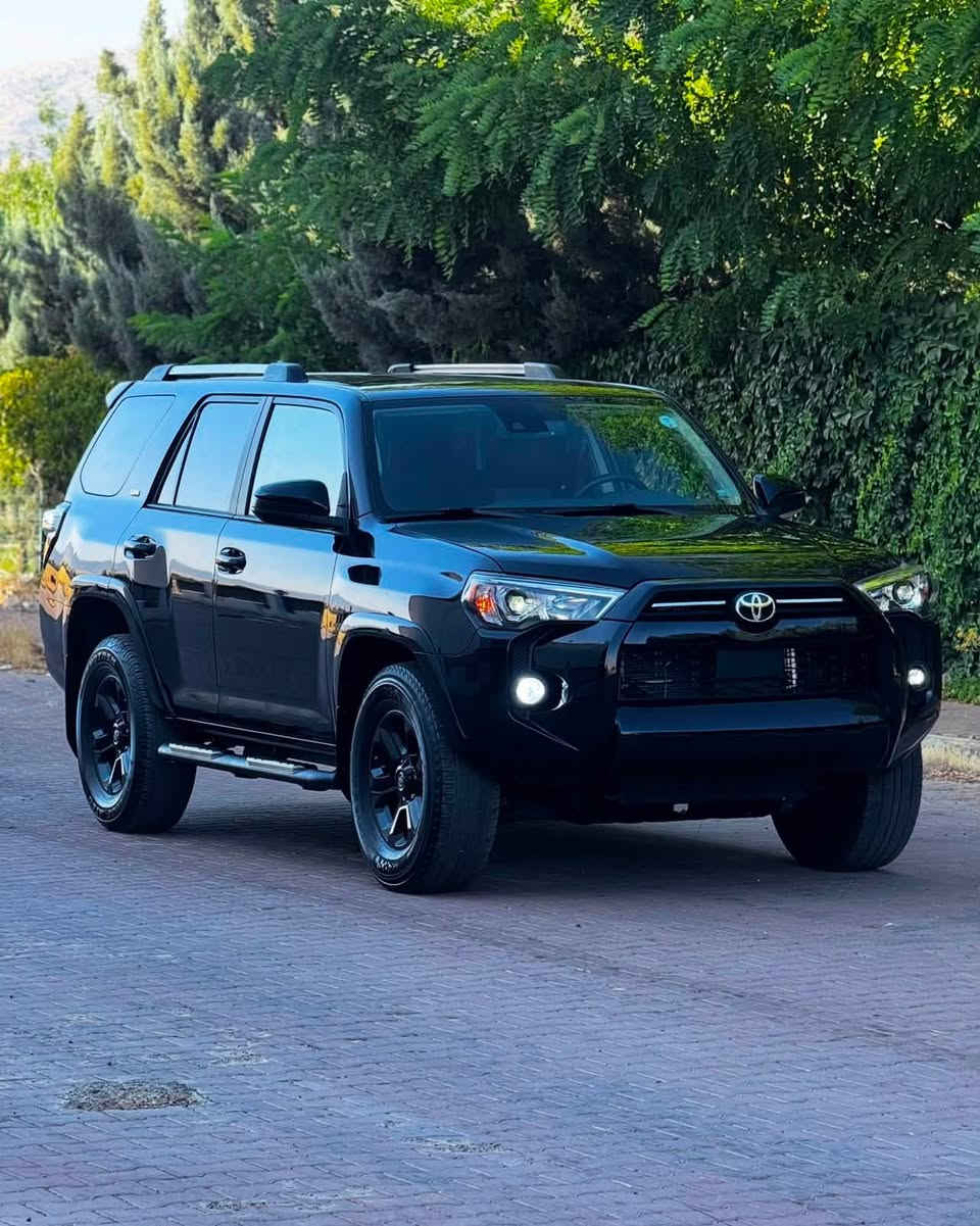 السلام عليكم
TOYOTA  4RUNNER SR5 2024 ✍️

لون  اسود ملكي 🖤
~ موديل :- 2024
~ تويوتا فور رنر 
~ وارد أمريكا  
~ محرك 6 سلندر  / V6 
~ فئة SR5 
~سيارة جملغ امامي صبغ بدون داخلية 
~ ايرباك ستيرن و تكمة مرجع بلادي 
~موصفات 
~ بصمة 
~ تو ويل (2*4)
~ شاشة كبير  كاميرة دوار 
~ كاميرة خلفية 
~ داخلية اسود ملكية 
~ رادار أمامي و جانبية 
~ كشن أمامي كهربائية 
~ لايتات عدسة زينونة 
~تحديد سرعة 
~ حجم تايرات 17 
~ سبعة راكب ( ثلاث مقاعد)
~ ماشي  65  الف ميل 
~سيارة رقم كاتي لازم ترقيم شيمالية
~ رقم شانسي وصورحادث موجود للمنشور 
~ سعر  ( 263)💰ورقة دولار بيها مجال 🤏
~ مكان  📍 عقرة 
  رقم تلفون و واتساب☎️
***********
