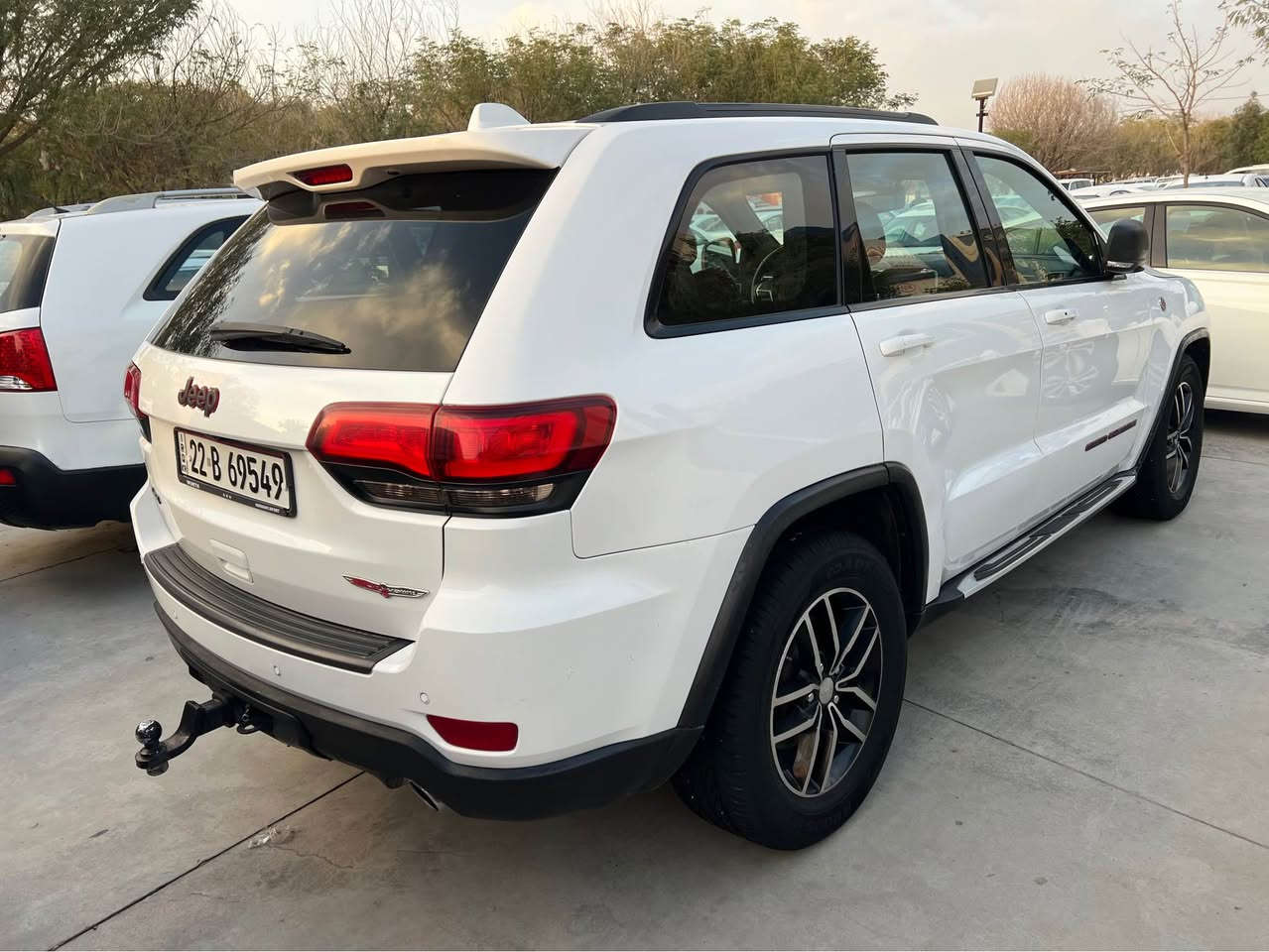 جيب لاريدو 2018 كندي فئة TRAIL RATED فول عدا فتحة 4x4 بصمة تشغيل عن بعد جكات باب خلفي شفط كهربائي  حساسات رادارات شاشة جبيرة محرك V6 3600 مامفتوح ماشية 82ميل  كشنات كهربائي كشنات جلد و مخمل تخم تايرات جديدة السيارة سيرفس كامل شركة مابيه برغي نقص داخلة كلين بدون ايرباك بالعراق صاير بيه جامرلغ و بونيد بدون دواخل  سعر 225$ تفاصيل اكثر راسل خاص او *********** كالار, السليمانية
