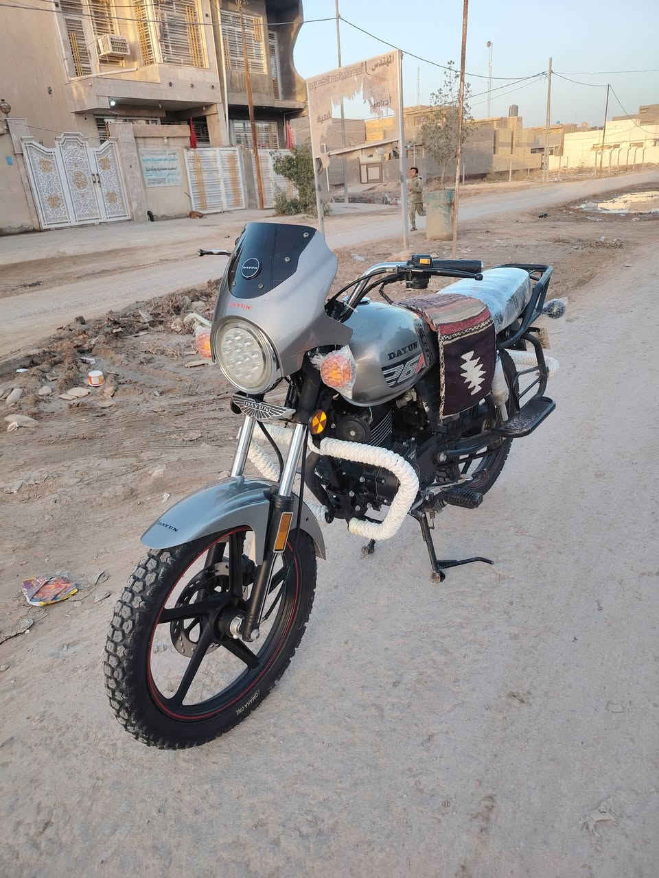 البيع موديل 23مكفول من كلشي وراق صولي وصل وكيل كامل مانقصه كلشي المكان الحله ورديه  30
السعر مليون و550وبيه مجال الشراي 
***********
