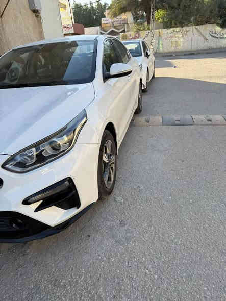 سيراتو 19 خليجي شركة الدوليه  مكينه 1600 بلاديه كير atفول بدون فتحه بصمه تشغيل عن بعد حساس امامي خلفي لد امامي خلفي يدات ترحيب بلبوب  شاشة اعطال مري كهرباء داخل لونين شاشة كامره تبريد خلفي مدوشمه عام تخم تاير جديد   ماشيه 93 بدون صبغ حته الدعاميات بيه طخه بلباب بعده عله وضعه ترجع بارد سعر 153مجال بسيط
***********
*********** 
بغداد الدوره
