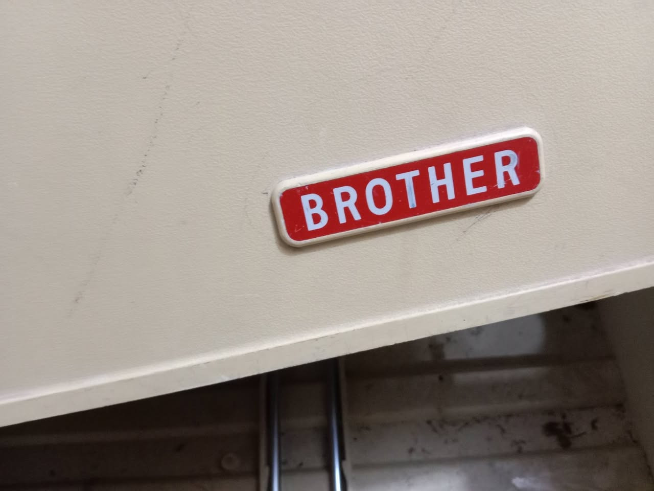 كفر مكينه بريذر الماني قديم نضيفه جداً يوجد لدينا توصيل ***********
***********
