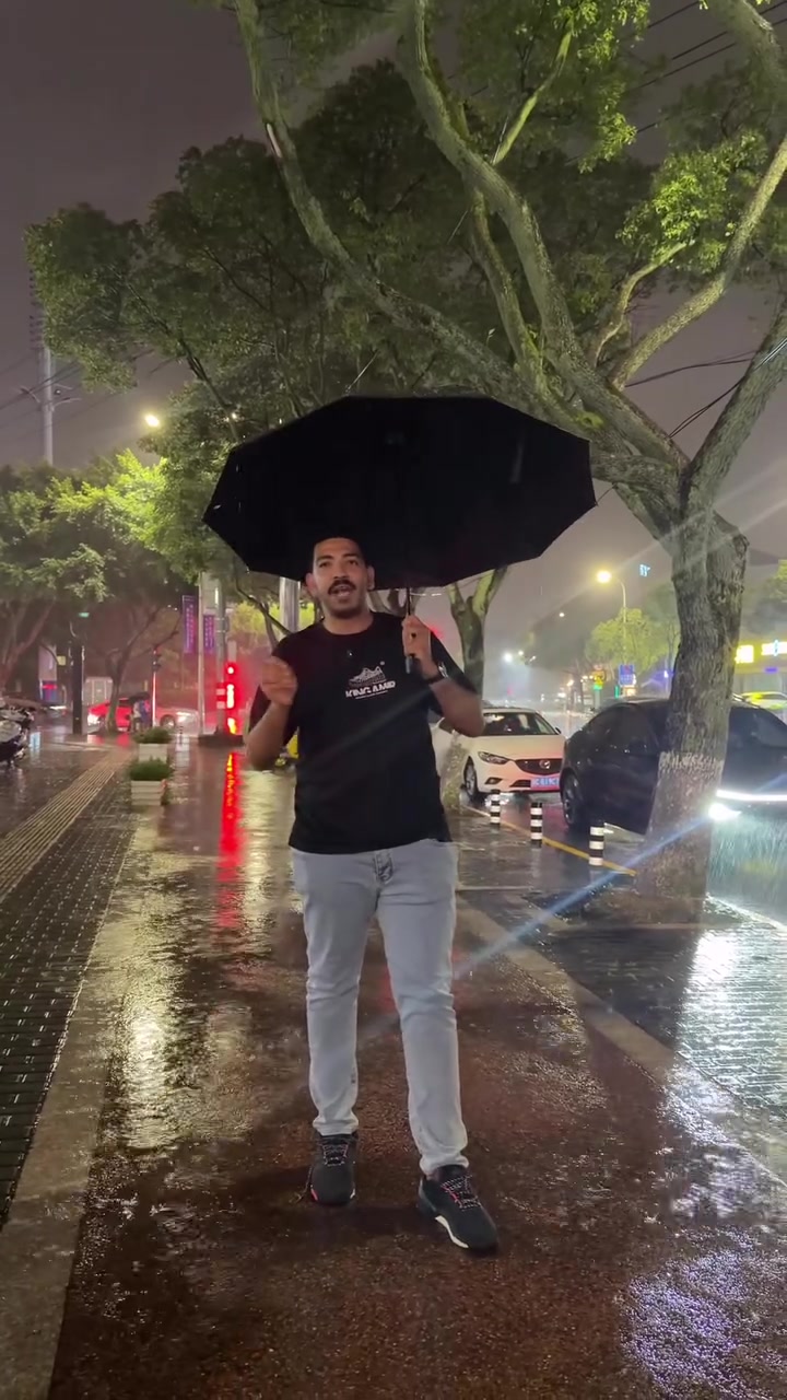 بفضل الله ارخص سعر في مصر شركه الدرباس لجميع أنواع الاحذيه عنوان جيزه عمرني شارع الزهره بجوار مخزن الأنابيب معرض الدرباس 
موعيد العمل من الساعه 6اخر النهار ليه 4الفجر شغلين بليل بس


**إذا كنت صاحب هذا الإعلان وتريد حذفه لأي سبب، رجاءا أرسل رسالة إلى الدعم الفني**