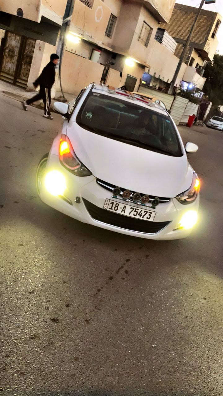 الهم صلي على محمد وآل محمد
السلام عليكم شباب 
الأسم / النتره 
موديل / 2015 
لون/ ابيض صذفي
رقم العجله / 18 بابل 
مكينه/ 1800 دوش
كير / اوتوماتيك +عادي
1/ شاشه تاب
2/ تحكم استيرن
3/ كامره خلفيه دواره
4 / تاج سيبايه 
5 / منظومه زنون
6 / نظام ايكو اقتصادي
7 / دوشمه عام
8 / ارضيات سفاري
9 / سنتر لوك ريمونت
10/ نص فول 
11/ نظام ايكو اقتصادي 
12/ تخم تاير خط ابيض
13/ تخم ويل جديد
14/ كب كلكسي 15 
15/ لد خلفي
16/ جنطه دوشمه 
17/  سيبايه ابو عمار اصليه
هزه جديده فحص جديد 
سنويه جديده 
بسمي شرط التحويل ثاني يوم 
سياره احله من صور بعد شرط 
السياره متعوب عليه
بيع أو مراوس حسب القناعه 
موديل 2015 السعر 110 
 الجيه فقط رجاء 
الاستفسار *********** 
مكان بغداد الشعله حي الجوادين
