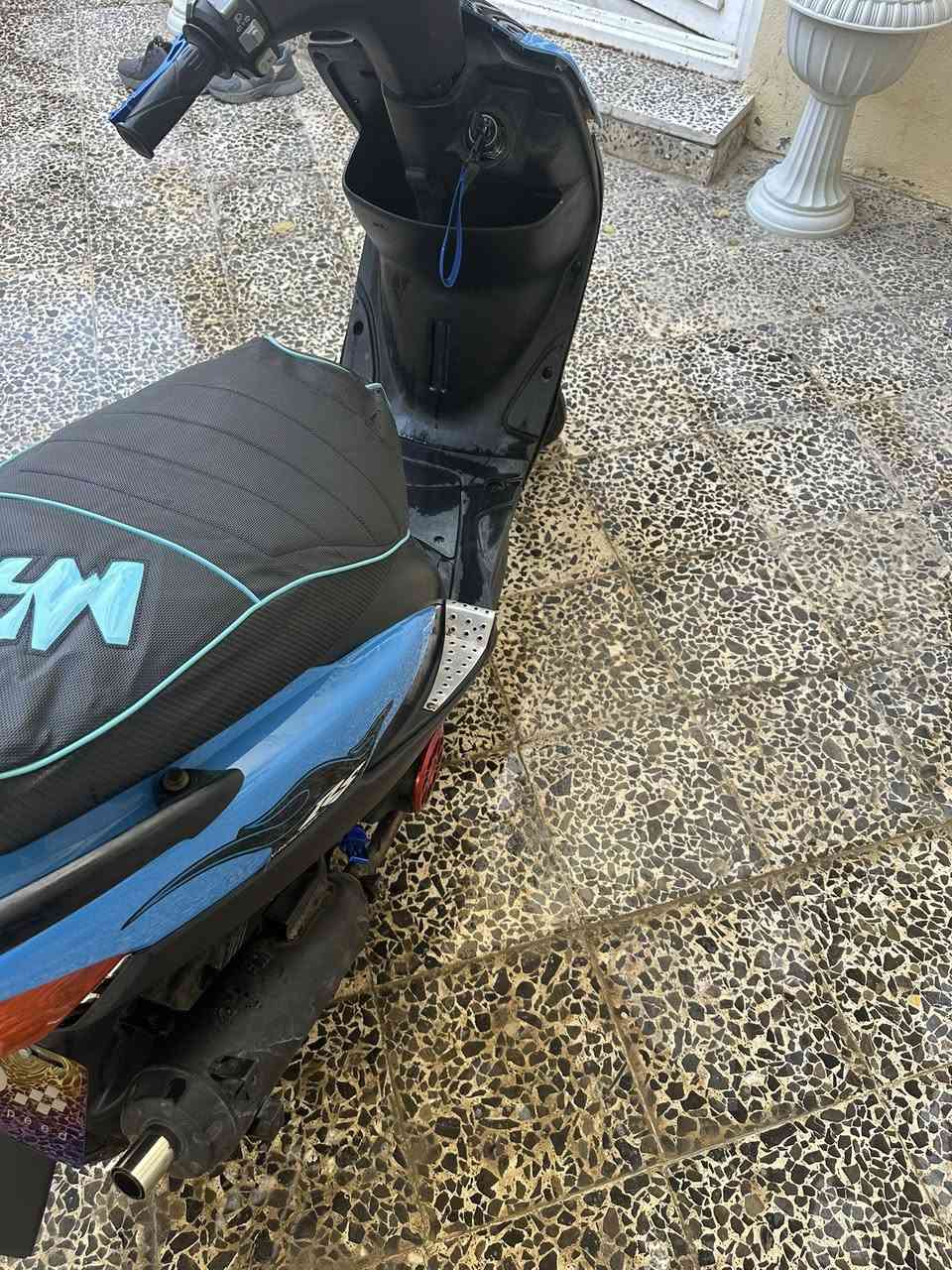 دراجه ماكس عدله
بوشه 55 بلاد ما مفتوحه شوفت عينك
دراجه مزوده من كلشي 
يدات بريك رياضي ازرك
قبق عمبار رياضي ازرك
قطره دهن ازرك 
كفرات صح تجاري بس علمود الون 
دبل امامي ازرك
قبق فلاوين رياضي 
كشن اربع ولف ازرك
صوندات زرك 
صالنصه fm
ستنان صفح ازرك 
كهربايات كله شغاله 
سلف  هنندر 
الله شاهد ما كايمه ولا مجفته ابد
كلوب اشاير 
وشلعه قويه او معدل 
وتجي وتقتنع سعر 750 
مجال بسيطً حيل حك الجيه المكان حي السلام مقابل مدارس العتبه اسواق اولادي ***********
