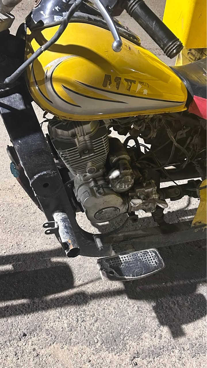 سلام عليكم ستوتة للبيع رقم مميز نوع الستوتة ام تي ار mtr
العنوان بصرة جبيلة مستعجل على بيعتها ولشراي يدلل البصرة, العراق


**إذا كنت صاحب هذا الإعلان وتريد حذفه لأي سبب، رجاءا أرسل رسالة إلى الدعم الفني**