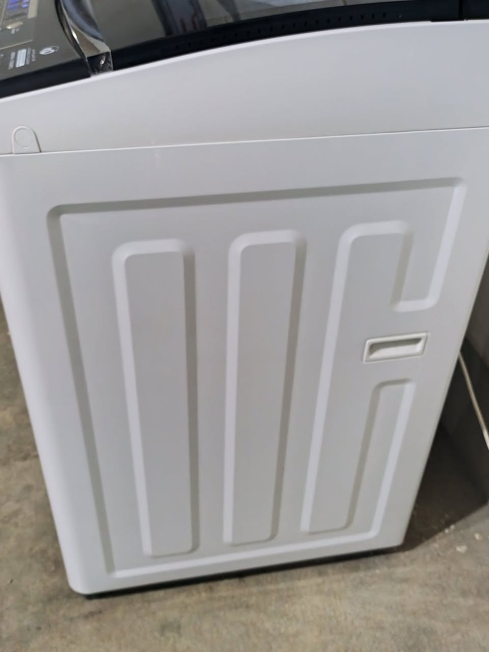 للبيع غسالة فوق اوتماتيك 
شرط الشغل والنظافة 100%
16كيلو 180الف بيها مجال للشراية 
***********واتس
***********فقط واتس
