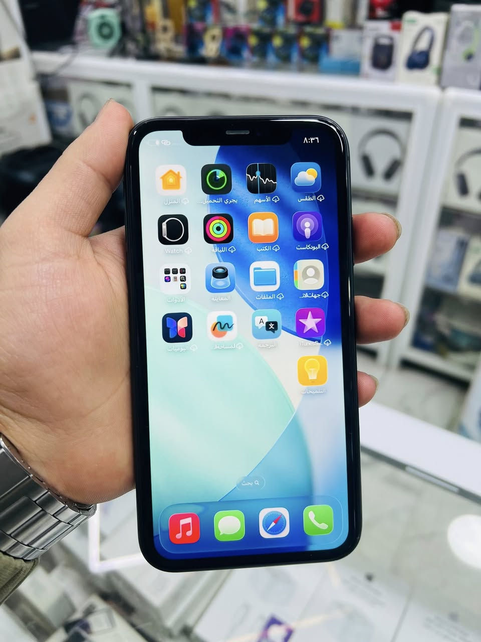 السلام عليكم للبيع ايفون11عادي ذاكره128بطاريه90نموذج cHدبل سيم شرط مامفتوح جهاز  حيل نضيف السعر 325 وبي مجال مكتب حسين فون 17تموز  مقابيل مجمع يا بلاش ***********
