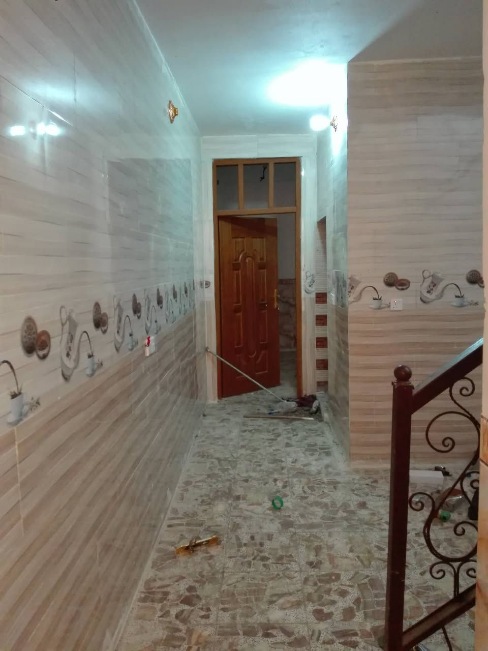 السلام عليكم
بيت للايجار المساحة 75 طابق واحد مدخلين استقبال غرفة حمام مطبخ 
الايجار 300 الف 
نهاية شارع الكهرباء الفرع مقابل أفران فستقة
***********
