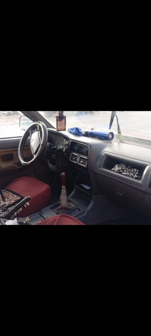 سۆبه ر به شەرتی گێڕو مکینه
رقم سلیمانی به شەرتی تحویل و غه رامه 
نرخي ٣٣گلا
شوين كه لار
***********
گۆڕینه وە و قه رزم نیه
