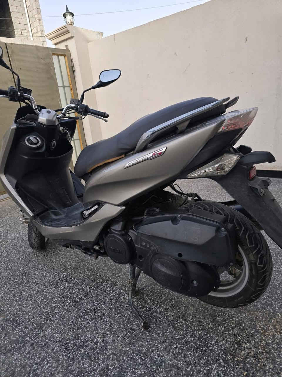 السلام عليكم.... دراجة ماجستا اس نوزل للبيع
نضافة ٨٥٪
معدل مامقفولة
كهربائيات كلهة شغالة
 مكينهة مامفتوحهة
استان كهربائي
اتصال ***********
