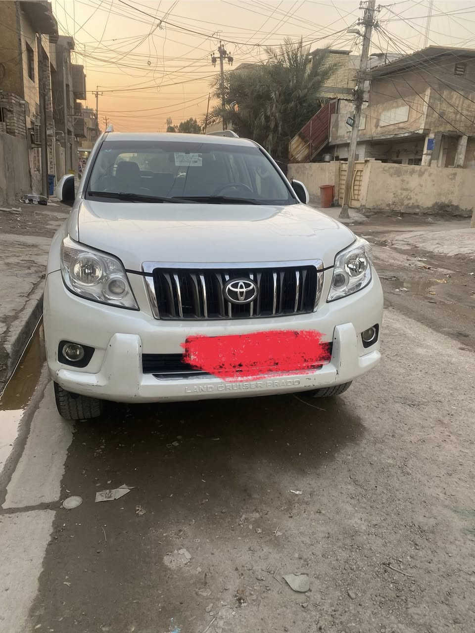 السلام عليكم برادو 2012 للبيع 
كفالة عامة حتى الدعاميات مكينة 6 سلندر 4000 رقم بغداد انكليزي باسمي فول مواصفات 1/1 بصمة شاشة كامرة 7 راكب 3 قطع تبريد مكاني بغداد الرصافة السعر 285 وبي مجال بسيط رقم الهاتف
هـ/***********
