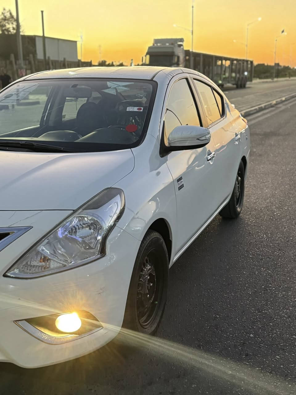 السلام عليكم نيسان صني  مصري مديل2023 بيها مكانين  بارد  فقط الباقي كفاله سياره جاهزه مكاني البصره السعر 112 وبيها مجال قليل رقم ***********
