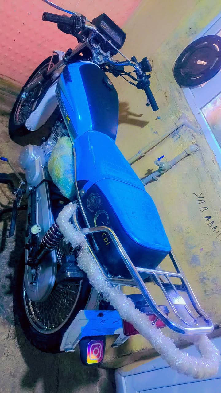 دراجه للبيع سونيك موديل 23 السع 600 وبيها مجال والشراي خابر ***********
