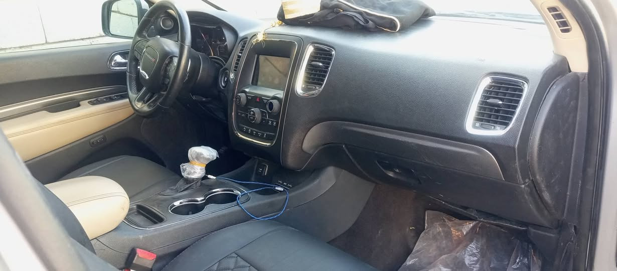 بيع مستعجل لغرض الحاجه سياره مال جناي دورنكو موديل 18اصل بصره تحويل مباشر ماشيه 76فول مواصفات داخل عسلي حادث صفحت العبري بيبان ثنين تبديل وصبغ شواصي وقماره مكفولات سياره مال جناي 7راكب محرك 3600جديد ***********سعر 140وبيها مجال
